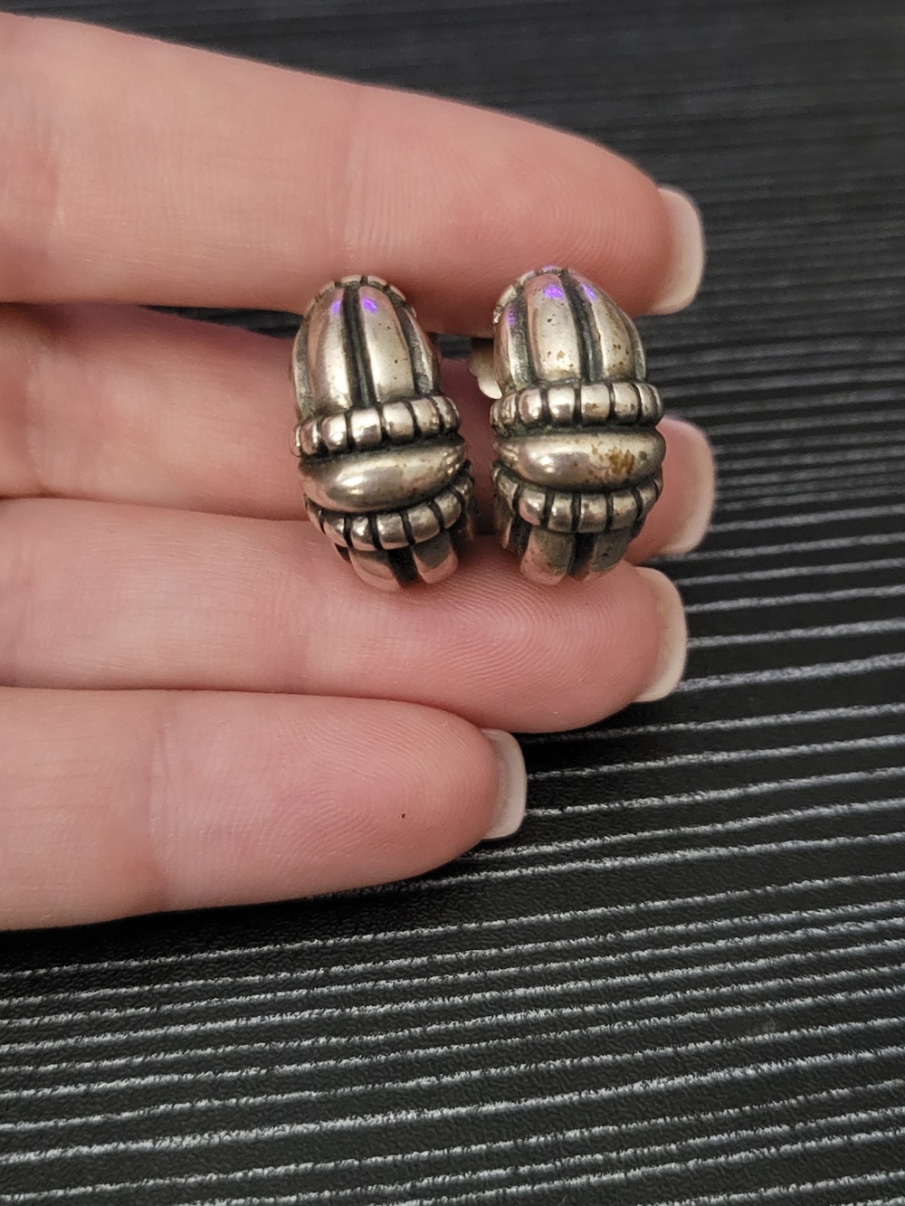 James Avery Retired Sterling Silver Beaded Huggie Hoop Earrings (Beaded Thatch)